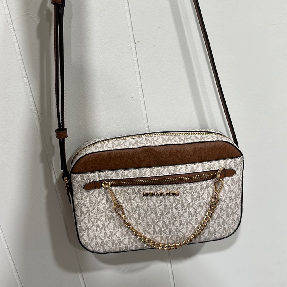 michael kors crossbody and wallet set